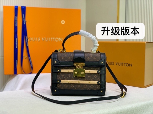 LV  MONOGRAM M45908